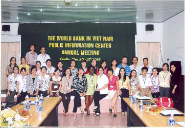 Cuộc họp thường niên năm 2009 của các góc thông tin công cộng Ngân hàng Thế giới tại Thư viện TP. Cần Thơ